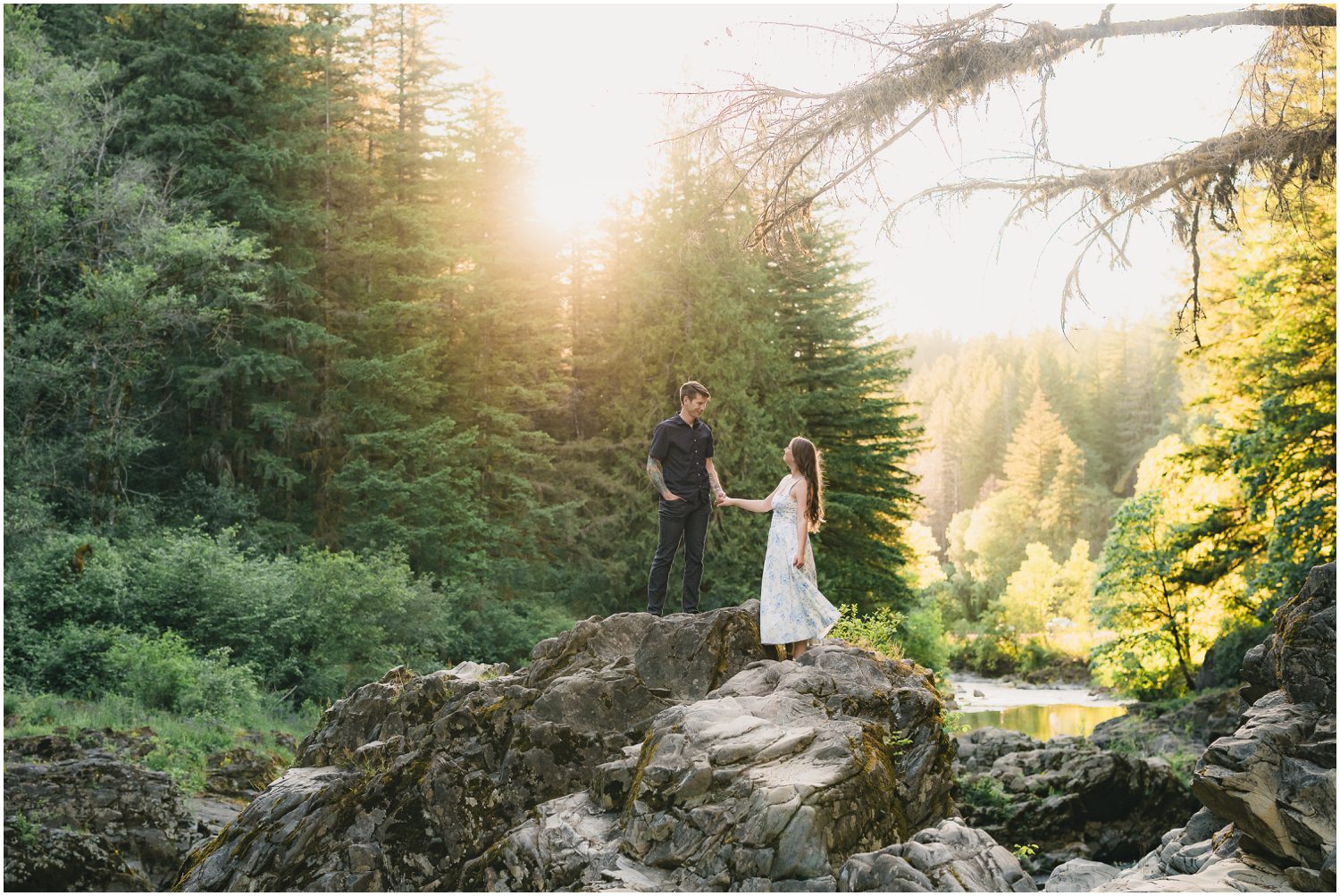 Magic at Moulton Falls // Engagement Pictures from a dream 5 Dreamy golden hour photo at Moulton Falls in Washington State